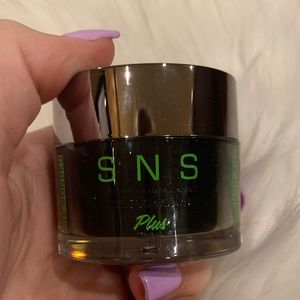 SNS Gelous Dip Powder